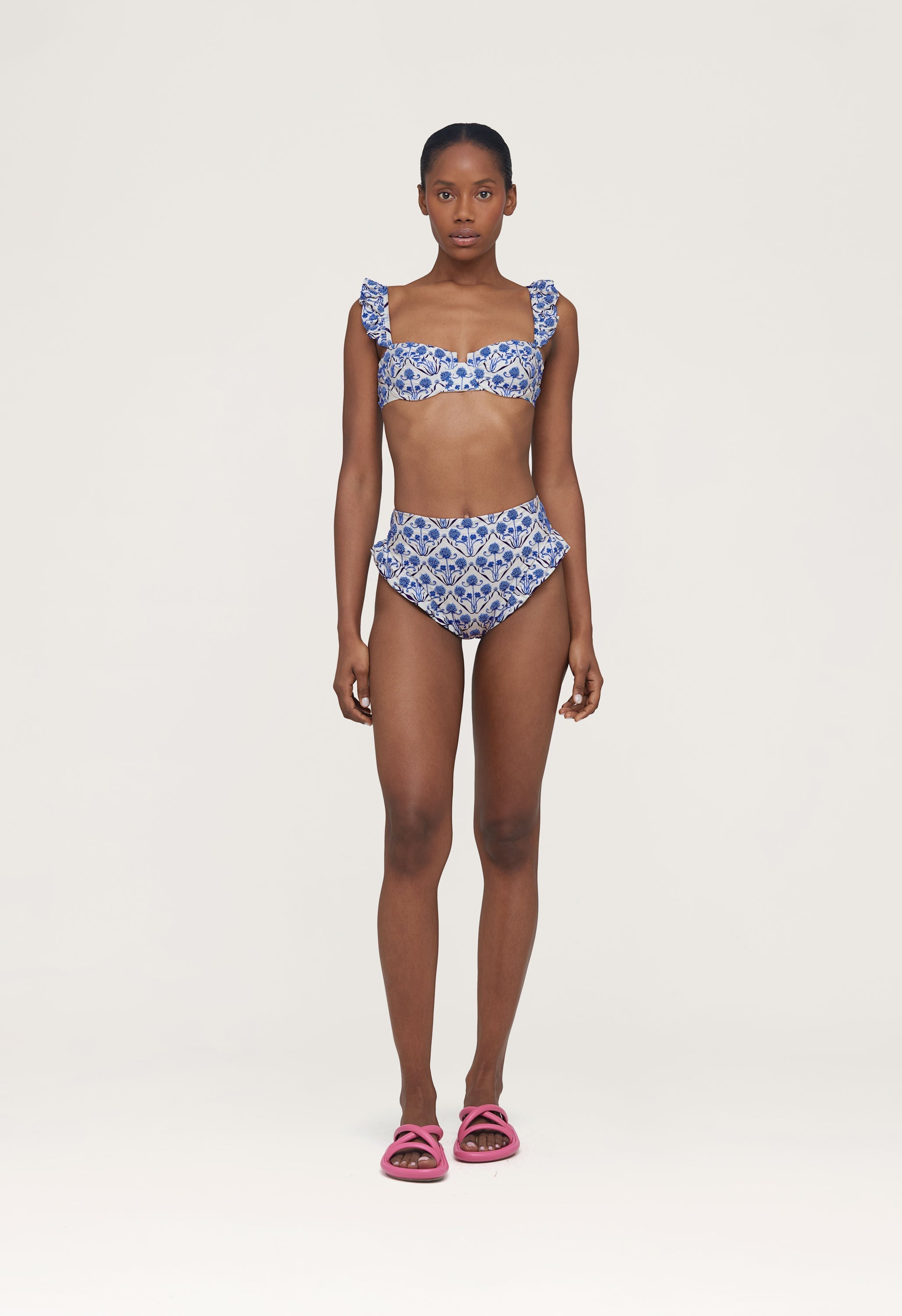 Jengibre-Ventura-hand-Embroidered-Bikini-Bottom-12666