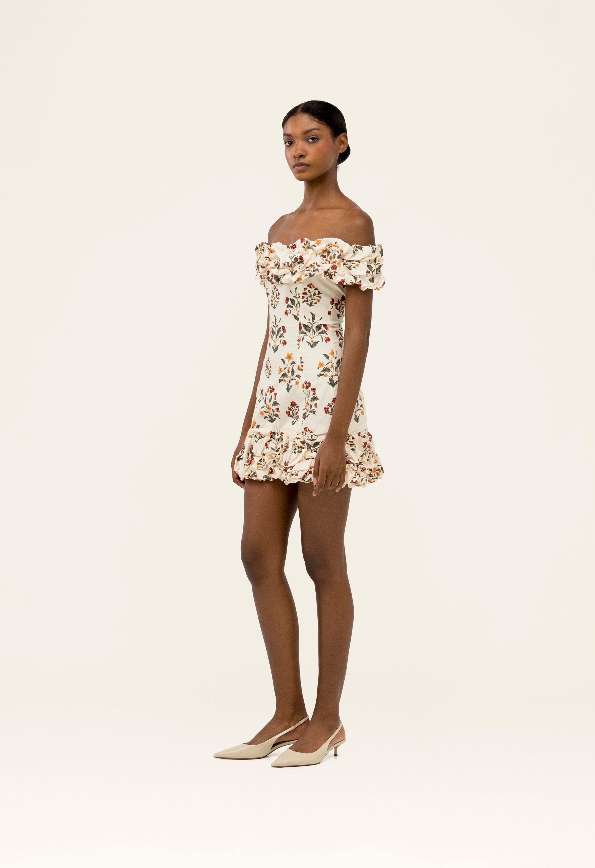 jardin floral mini dress Step into your own fairytale with our Jardin Princess Mini Dress, where dreams and elegance collide. With its delicate floral details beaded fabric and enchanting silhouette, perfect for modern-day princesses ready to