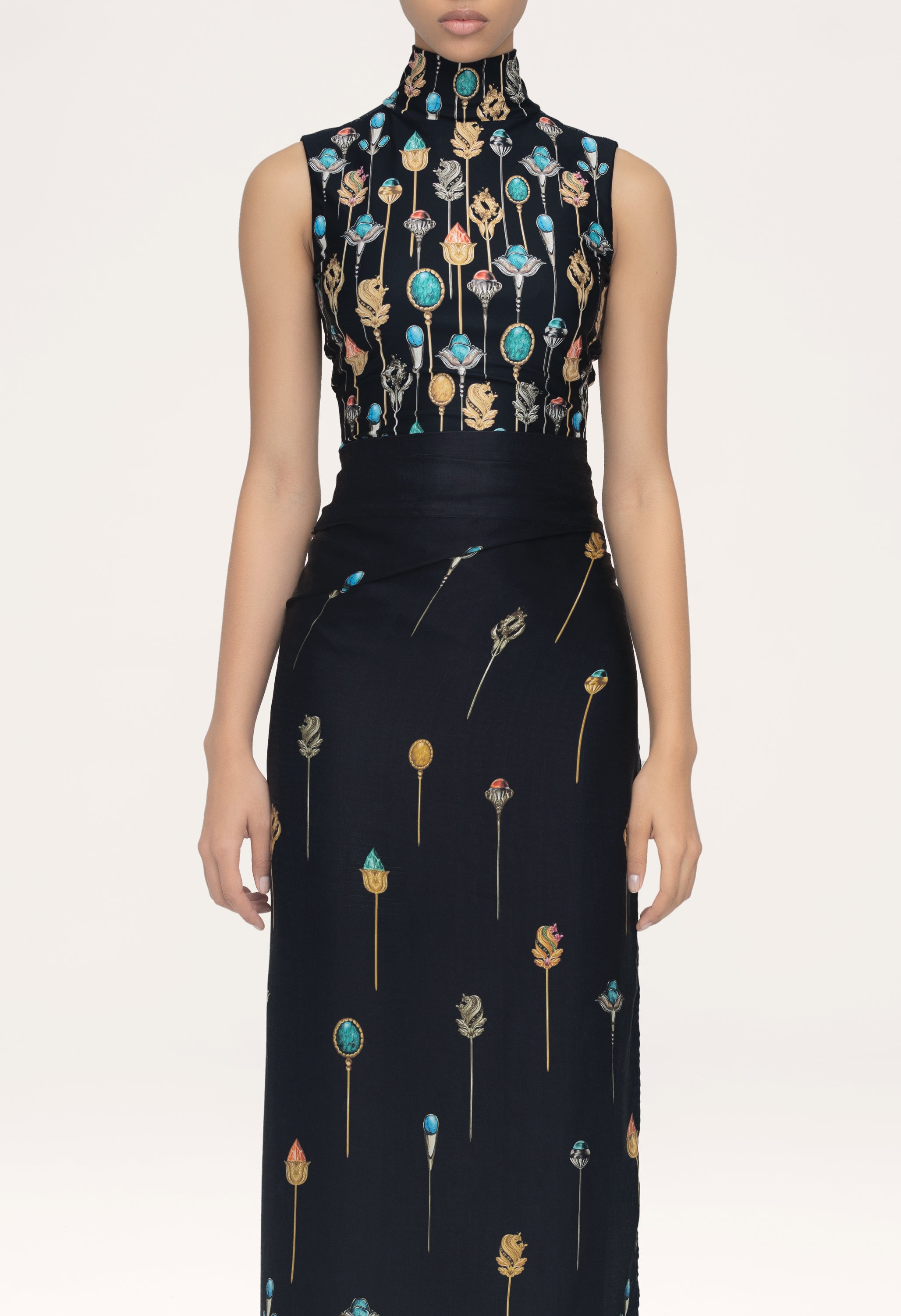 Cascada-Ornamento-One-Piece-14215